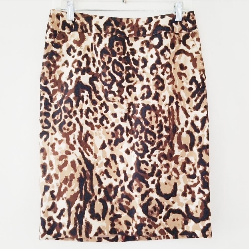 Merona new without tags animal print skirt